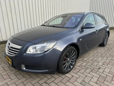 Opel INSIGNIA SPORTS TOURER A 28T 4X4 4x4 - AUTOMAAT - ZEER