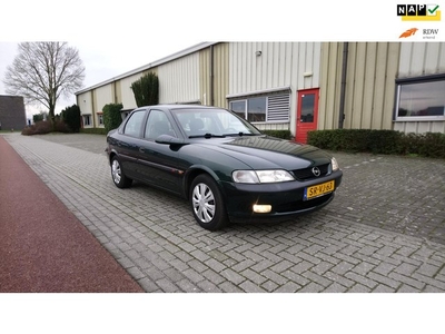 Opel Vectra 1.6i-16V GL Inruil Mogelijk !