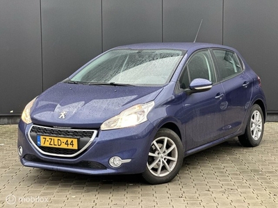 Peugeot 208 1.2 VTi Active CRUISE CLIMA TREKHAAK