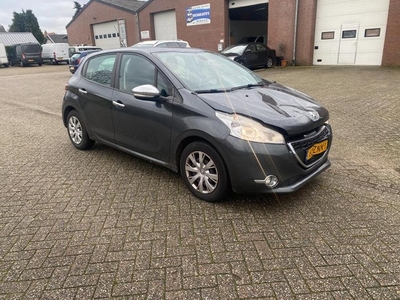 Peugeot 208 1.2 VTi Envy