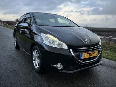 Peugeot 208 1.2 VTi Oxygo NAVI/ECC/PDC/LMV/LUXE! (bj 2014)