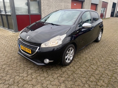 Peugeot 208 1.2 VTi Style