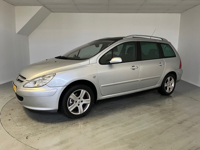 PEUGEOT 307 SW 2.0 16V Pack Airco, Automaat, KMV, Trekhaak, Panodak