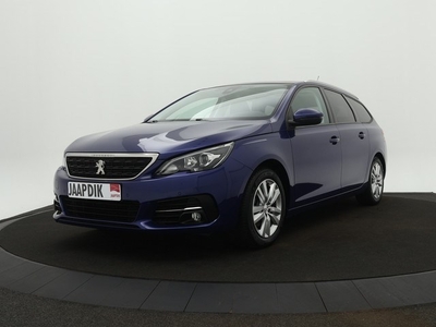 Peugeot 308 SW 1.2 PureTech Blue Lease Executive TREKHAAK /