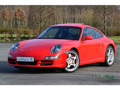 Porsche 911 Carrera S 3.8 (bj 2005, automaat)