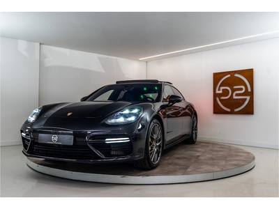 Porsche Panamera Benzine