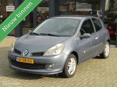 Renault Clio 1.4-16V Team Spirit