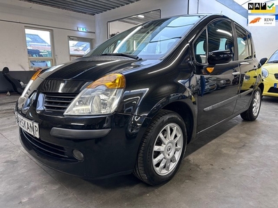 Renault Modus 1.4-16V Team Spirit