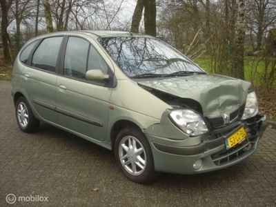 Renault Scenic 1.6-16V Expression Automaat Airco Voorschade