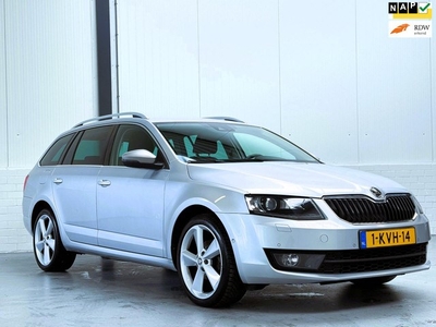 Skoda Octavia Combi 1.6 TDI Elegance Businessline Automaat