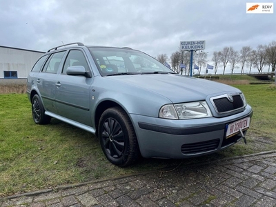 Skoda Octavia Combi 2.0 Elegance