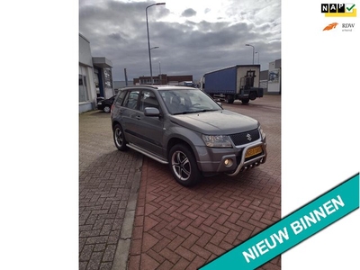 Suzuki Grand Vitara 2.0-16V Exclusive 4X4 MOOIE AUTO BEL