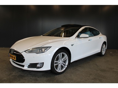 Tesla Model S 85 Base - € 13.200,- NETTO! - Pano -