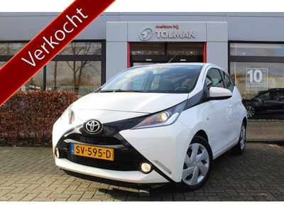 Toyota Aygo 1.0 VVT-i x-nav Rijklaar Navi Camera