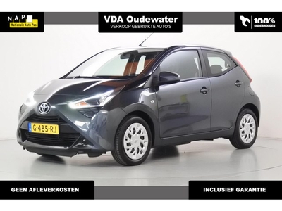 Toyota Aygo 1.0 X-play Limited Keyless Carplay CAM