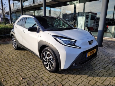 Toyota Aygo X 1.0 VVT-i S-CVT Pulse Bi-Tone Automaat