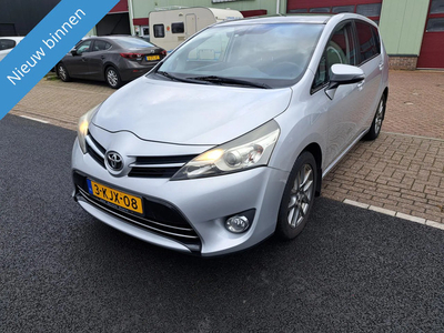 Toyota Verso 2.0 D-4D 124pk GERESERVEERD!!!!!!