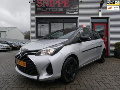 Toyota Yaris 1.3 VVT-i Aspiration Bi-Tone