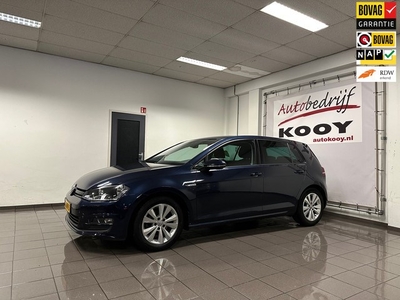 Volkswagen Golf 1.0 TSI Connected Series * Navigatie /