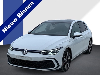 Volkswagen Golf 1.4 eHybrid 245pk DSG GTE / Panoramadak /