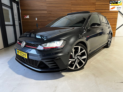 Volkswagen Golf 2.0 TSI GTI Clubsport | Full option | Alcantara Pakket | PANO | Apple Carplay | PDC | Climatronic | ACC | Plaatje!