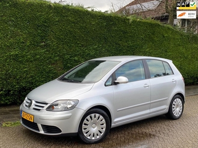 Volkswagen Golf Plus 1.6 AUTOMAAT/RIJDT SUPER/LAGE KM/PDC!!!