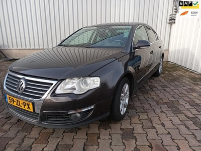 Volkswagen Passat 1.8 TFSI Highline MOTOR DEFECT!!!