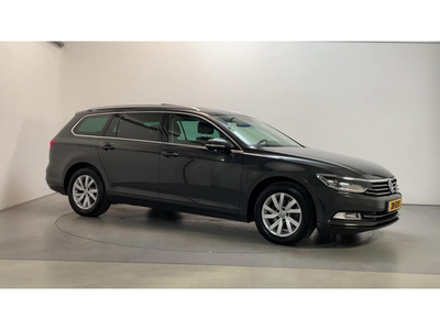 Volkswagen Passat Variant 1.5 TSI 150pk DSG Comfortline Business Panoramadak Virtual Camera Cockpit Navigatie