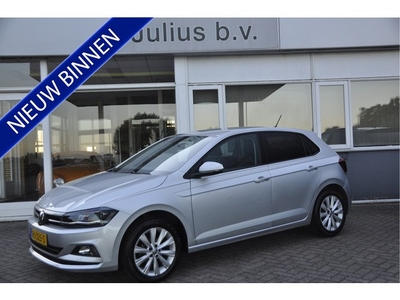 Volkswagen Polo 1.0 TSI Highline Climatronic Acc Navi Apple