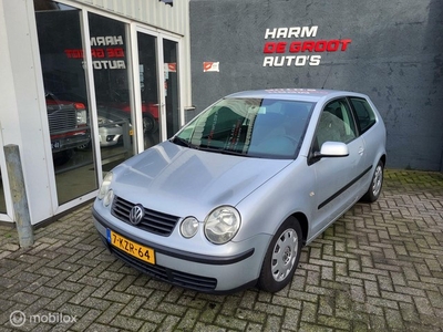 Volkswagen Polo 1.2-12V, airco, bluetooth, nieuwe apk!