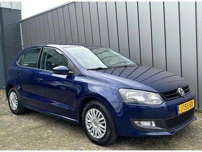 Volkswagen Polo 1.2 Easyline NWE APK (bj 2009)