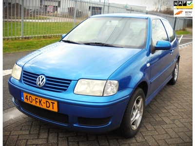 Volkswagen Polo 1.4-16V Trendline