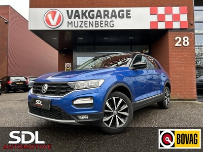 Volkswagen T-Roc 1.0 TSI Style Business // NAVI // PDC //