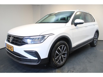 Volkswagen Tiguan 1.5 TSI Life Business Navi