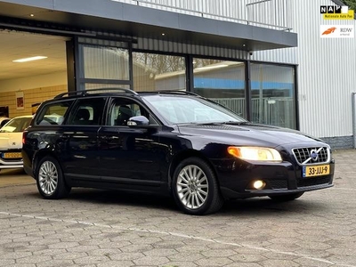 Volvo V70 2.0 D / 2009 / Navi / Leer / 2 Sleutels / Cruise