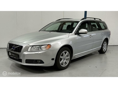 Volvo V70 2.5FT Momentum 230PK / AUTOMAAT