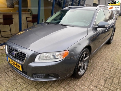 Volvo V70 3.0 T6 AWD Summum BTW AUTO/ LEER / NAVI / XENON