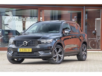 VOLVO XC40 1.5 T3 R-DESIGN