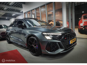 Audi RS 3 2.0 TFSI RS 3 quattro KERAMISCH HEADUP PANO SCHADEVRIJ ALARM GARANTIE V MAX