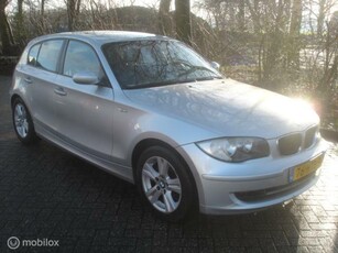 BMW 1-serie 116i Business 6 bak - Airco - Cruise APK 4-2025