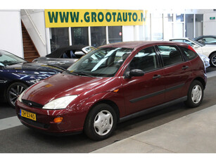 Ford Focus 1.4-16V Trend NAP, Airco, Stuurbekrachtiging