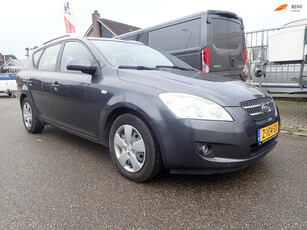 Kia Cee'd Sporty Wagon lage KM stand bj 2009 1.4 X-pect