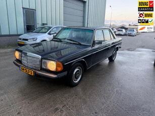 Mercedes-Benz 200-280 (W123) 200 w123 sedan benzine stuurbekrachtiging