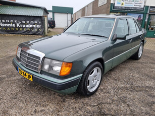 Mercedes-Benz 200-500 (W124) 230 E