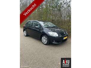 Toyota Auris 2.0 D-4D Sol Business