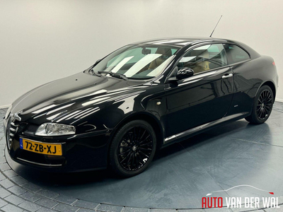 Alfa Romeo GT 2.0 JTS Clima-Cr.contr-Leder Bekleding-Pdc-Stoelverwarming-Lm 17