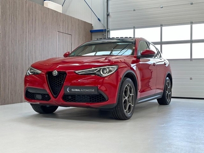 Alfa Romeo Stelvio 2.0 T AWD Q4 280PK - 19'' - SCHUIFDAK -