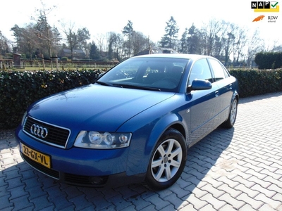 Audi A4 2.0 Exclusive * INRUILKOOPJE * Clima / Cruise / Elec.Pakket / 16 Inch Lm velgen / Trekhaak.