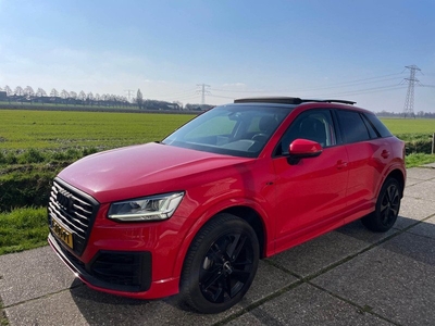 Audi Q2 1.4 Automaat , Panorama/schuifdak, Stoelverwarming, Camera, enz,enz