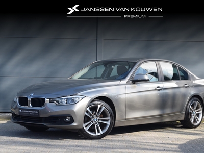 BMW 3-SERIE 318i Executive / Origineel Nederlands / Navigatie / Dealer onderhouden